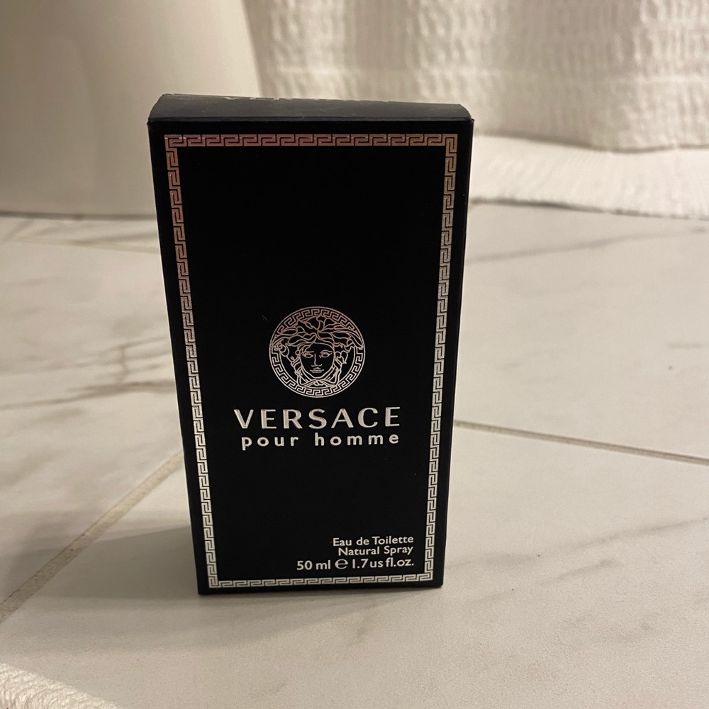 Versace Pour Homme cologne
